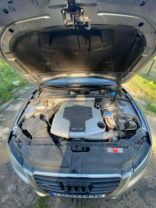 Продавам Двигател 3.0 tdi