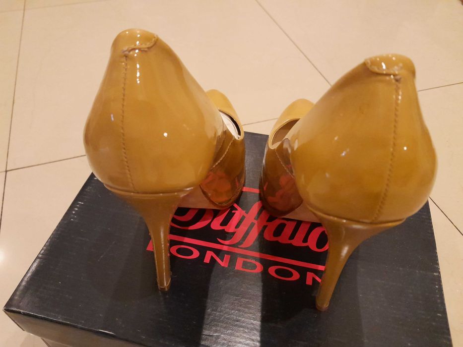 Buffalo platforme noi marimea  37