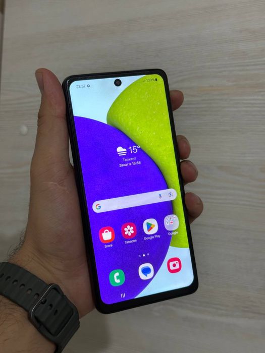 Samsung Galaxy A52