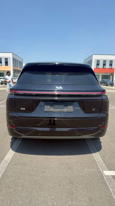 LI 7 /2024/ 27000km/ 46500$ Xitoyda yurgan