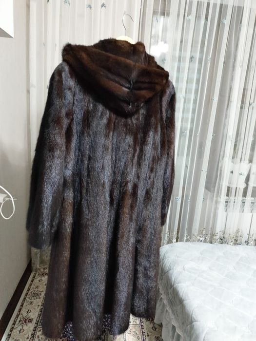 Шуба с капюшоном