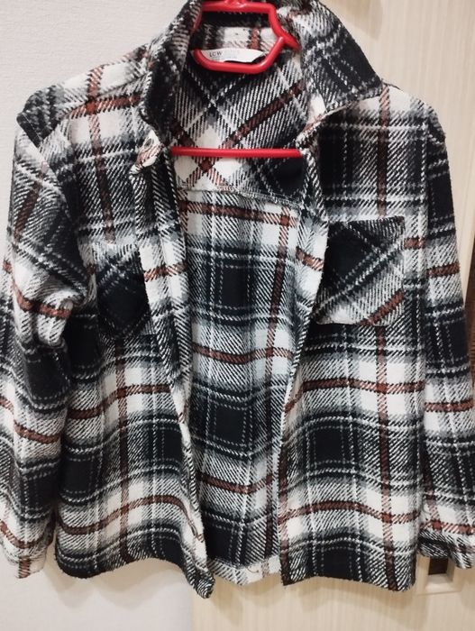 Одежда подростковая безрукавка, джинсы