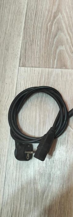 Продам комбоусилитель для электрогитары.