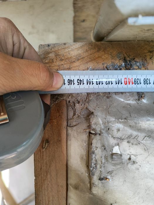 Деревянные окна с коробом.