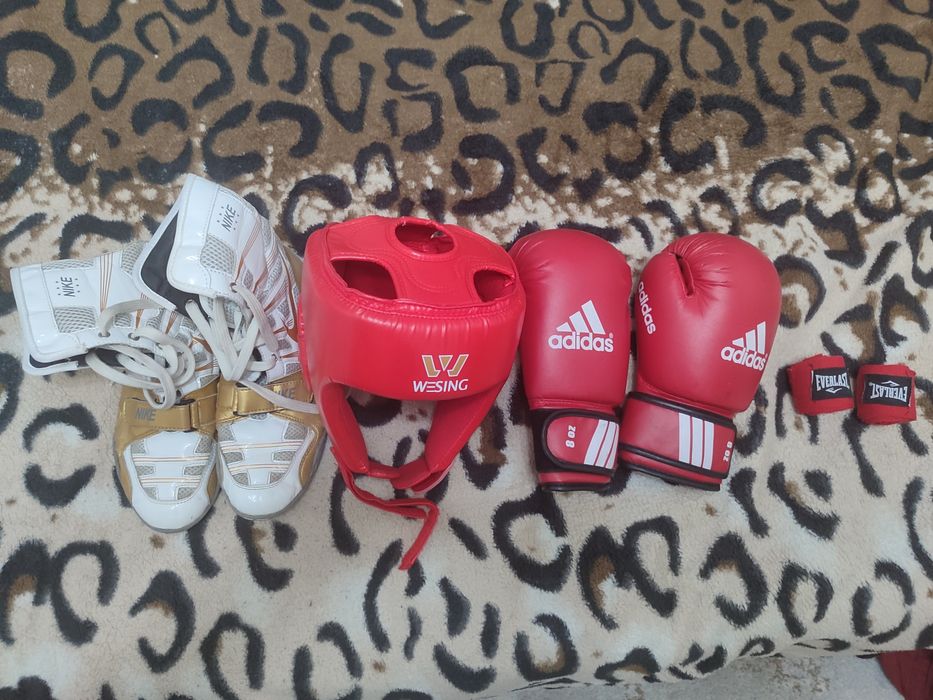 Продам все снаряжение