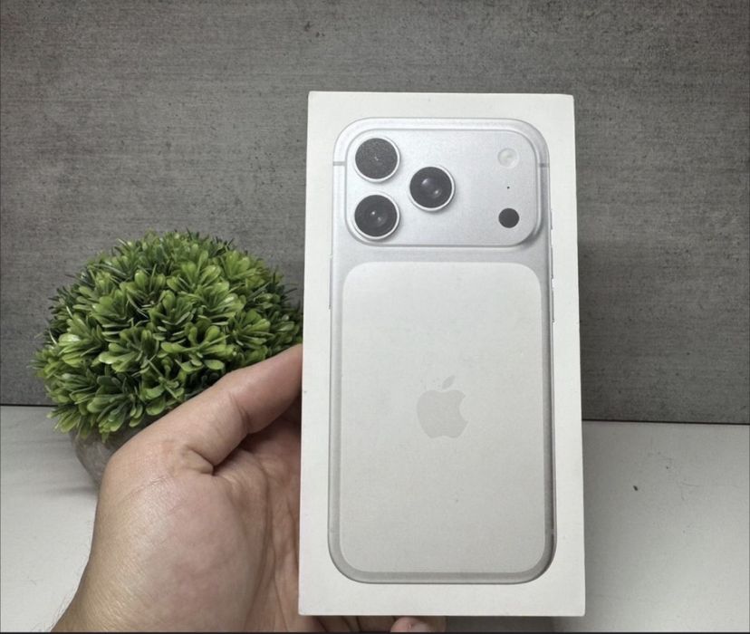 Iphone 17 pro max 60 sikl 100%