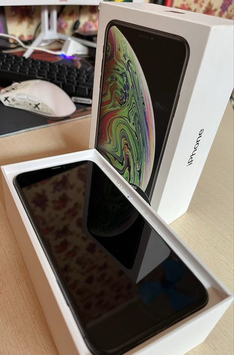 Продам Iphone XS Max (256gb)