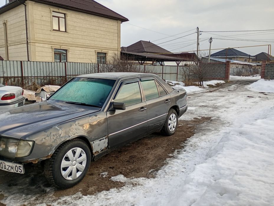 Продам Мерседес 124