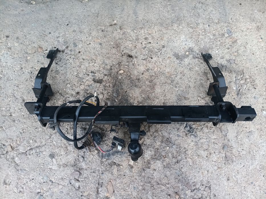 Теглич за Opel Zafira B / Опел Зафира Б