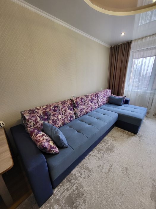 Диван в отличном состоянии. 130 000 тг