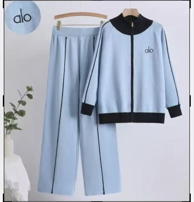 Костюмы трикатаж вызка