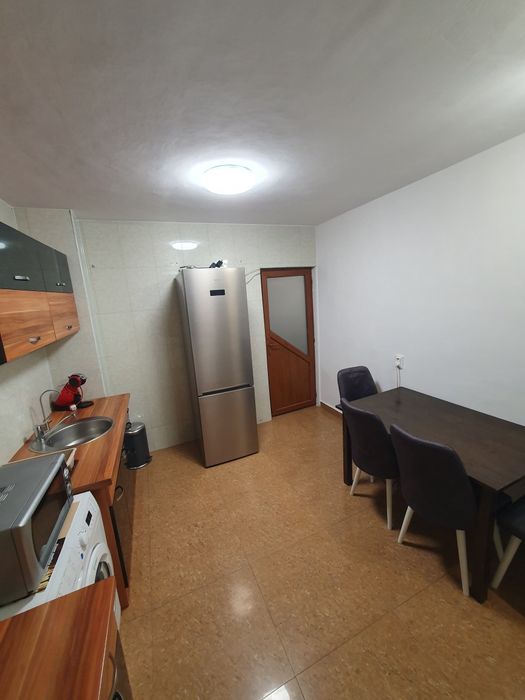 Închiriez apartament 2 camere ,CENTRALĂ termică (MĂRGEANULUI)
