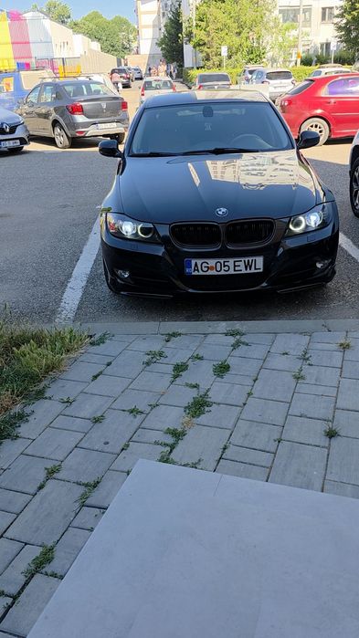 Vând BMW E90 2009