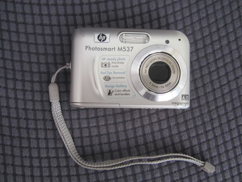 Фотоапарат HP Photosmart M537