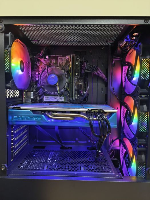 Компютър i3 8100, RX 580 8GB, 16 GB RAM