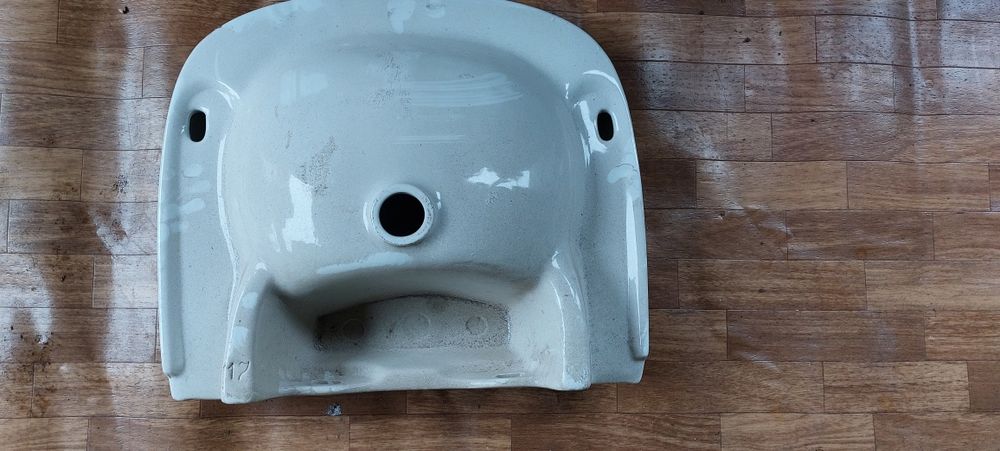 Раковина в отличном состоянии