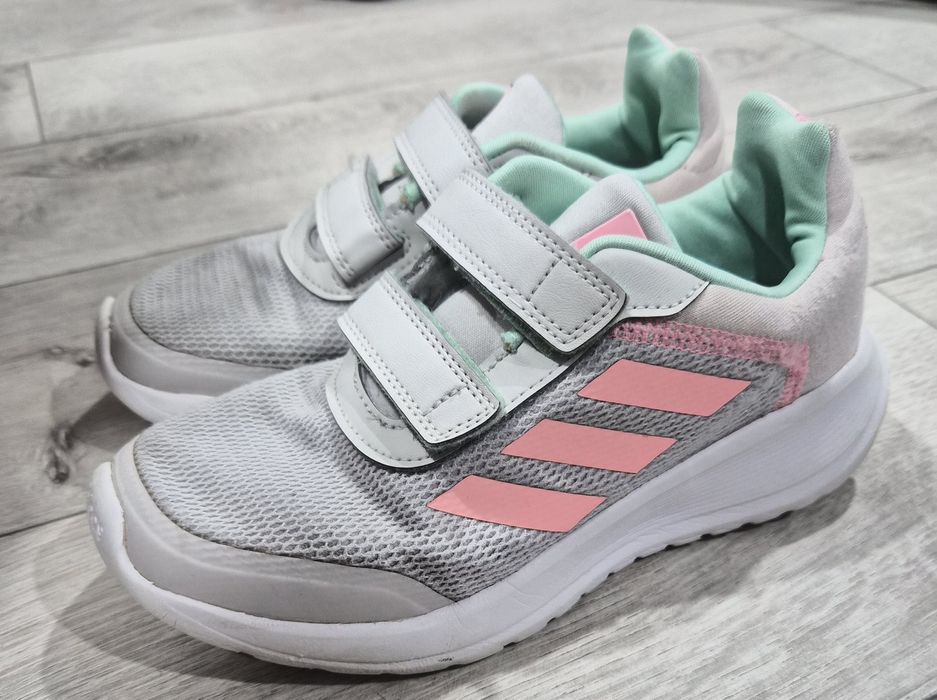 Adidas  маратонки