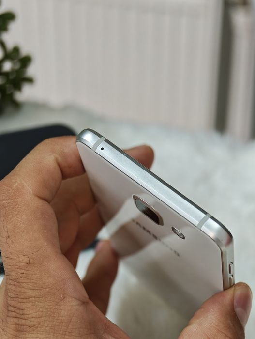 Samsung A5 2016 White