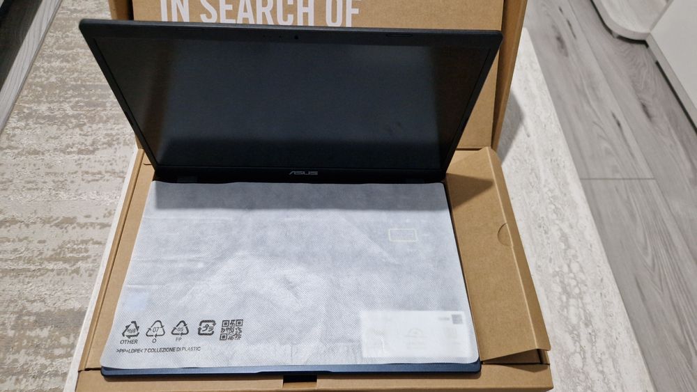 Vand Laptop ASUS
