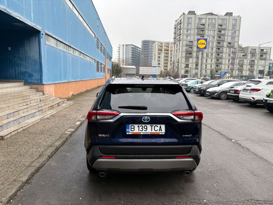 TOYOTA RAV 4 HYBIRD 4WD - Schimb de utilizator contract leasing