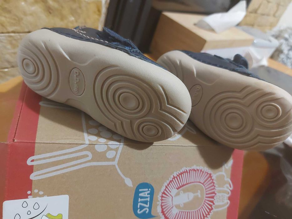 Incaltaminte bebelusi