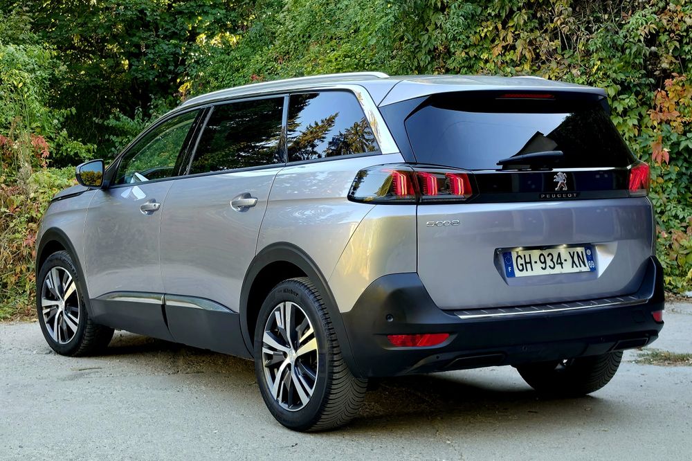 Peugeot 5008 facelift automat 7 locuri