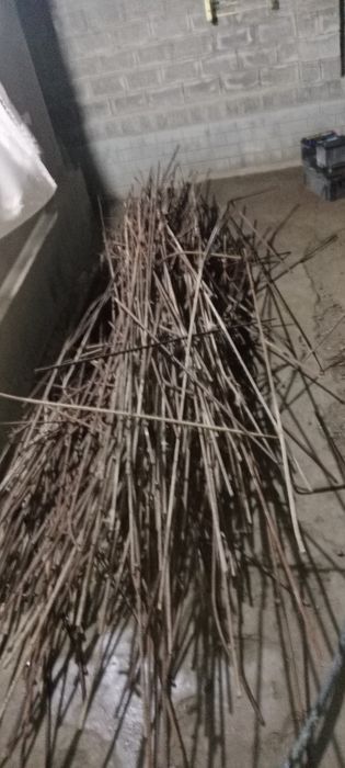 Арматура  сотилади