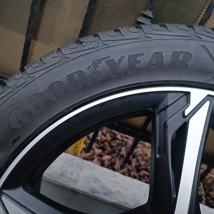 Roți Mercedes GLE  R20