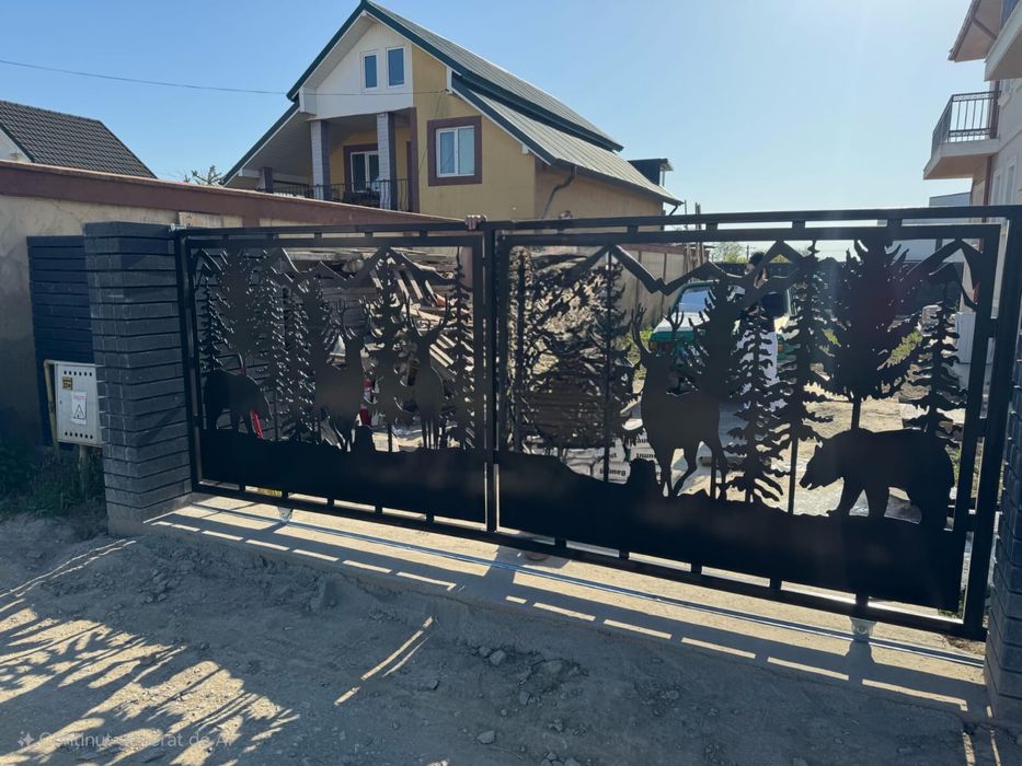 Tabla decupata la CNC