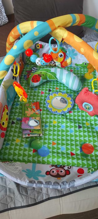 Активна гимнастика за бебе