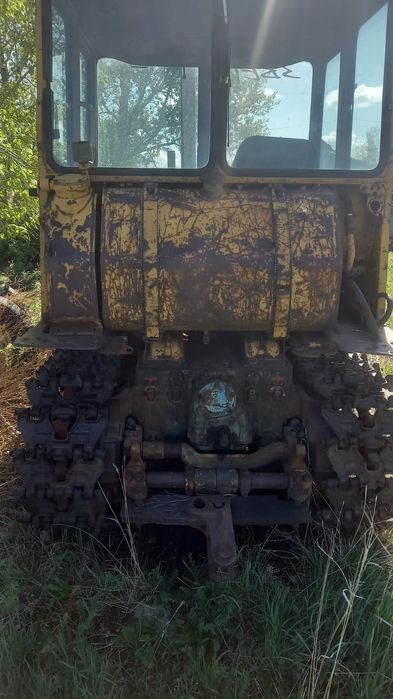 Продам трактор Дт. 75 .