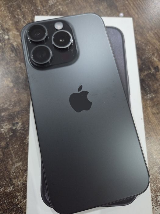 iPhone 15 Pro Titanium Black 256 gb