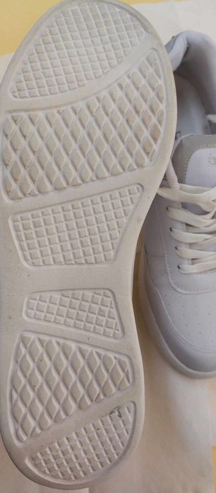 U.S. Polo Assn дамски спортни обувки 
Обувани няколк