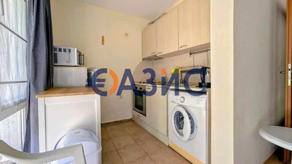 Апартамент с 1 спалня в комплекс Марина Вю Форт Нокс, Свети Влас,