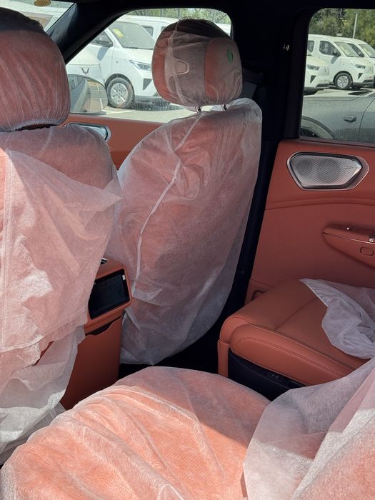 Lynk&co 900 full 2 lt