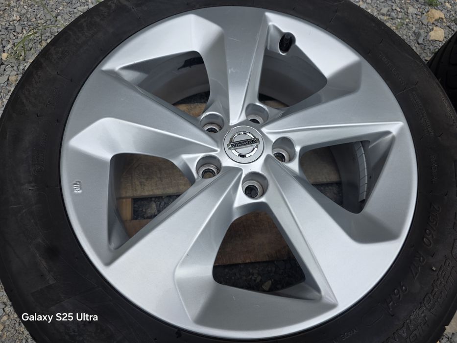 Лети джанти 17ки 5х114.3 Nissan + летни гуми 215/60/17 Riken