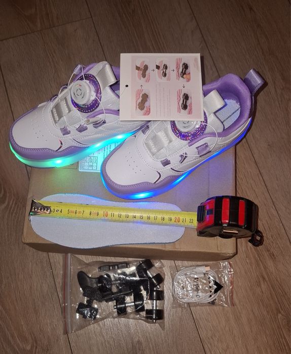 Ролкови кънки с LED светлини номер 33