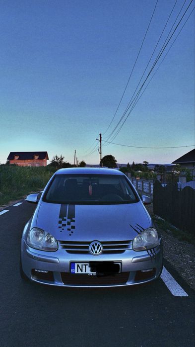 Vând / dezmembrez Golf 5