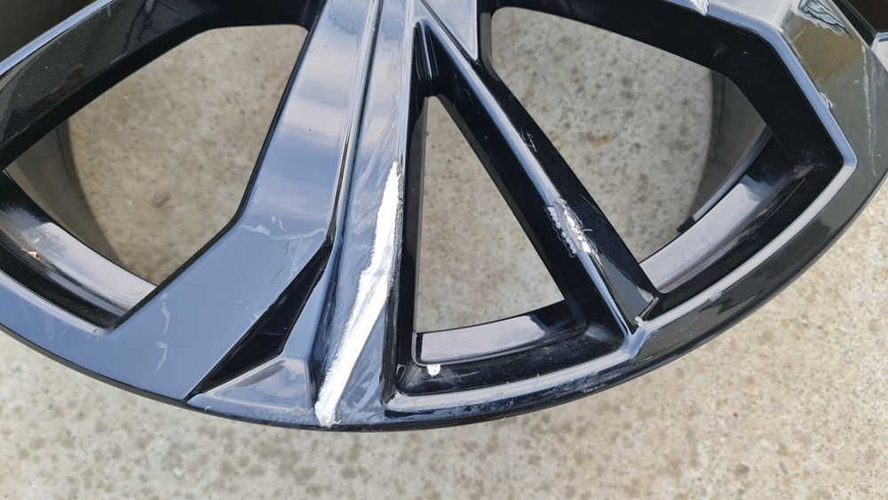 1buc janta 21 Volvo XC60 XC90 32134533 10 spoke