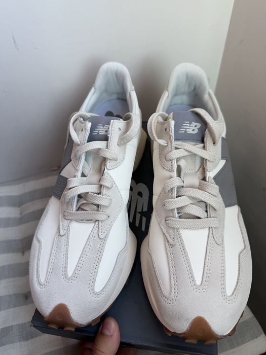 New Balance 327 alb cu logo N gri piele 100% marimea 43 noi originali