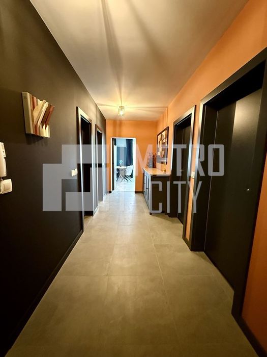 Продава се Тристаен апартамент в София, Малинова долина - 97 кв.м за 3299 €/кв.м - Снимка #8