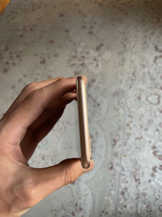 iPhone 8 Plus 64Gb 75% sotiladi!
