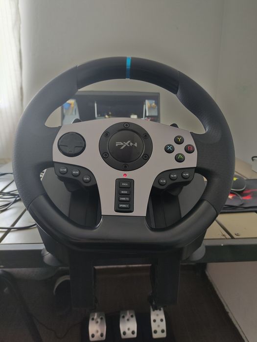 Vând Volan PXN V9 perfect funcțional