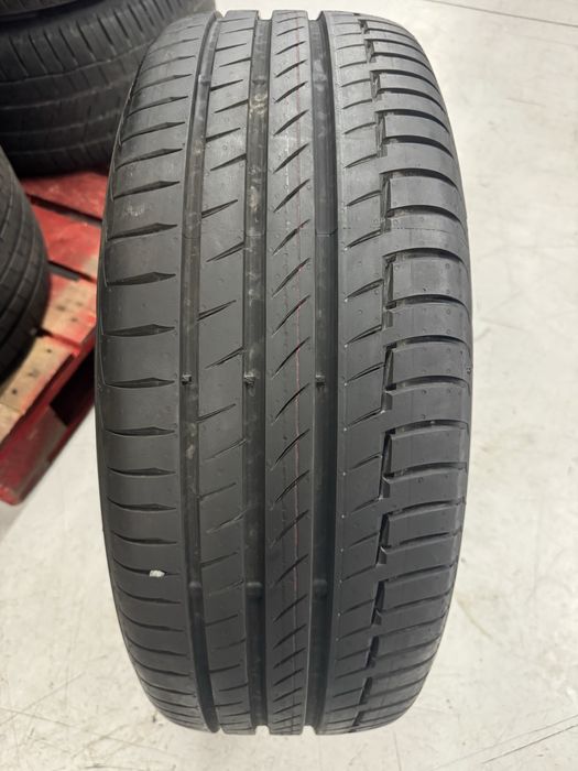 Jante Hyundai Santa Fe R19 Originale Continental de vara 99% 45/2023