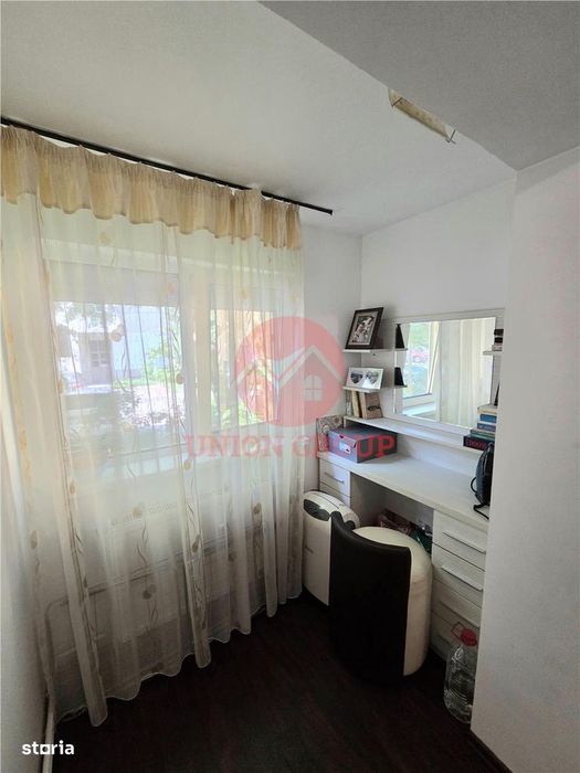 Apartament 3 Camere, Spatios, Parter, Zona Far