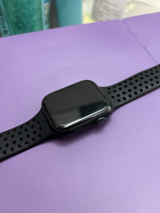 Apple Watch Серия 8