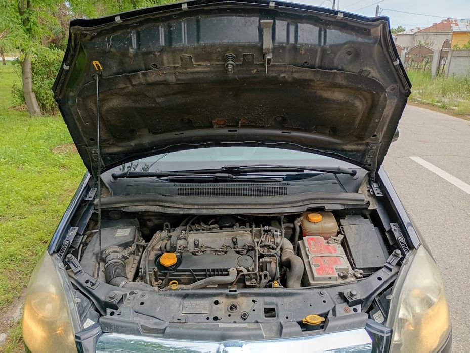 Opel Zafira B. 2006