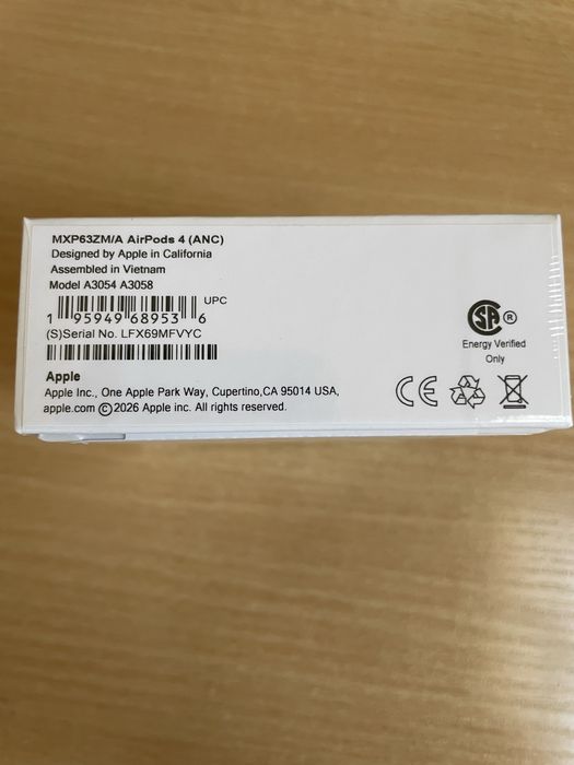 Оригинални Airpods 4 ANC