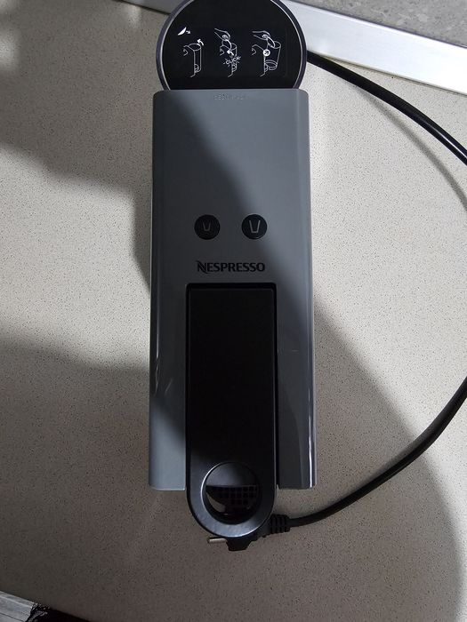 Vand Espressor KRUPS cu capsule Nespresso ca nou

Vand Espressor KRUPS