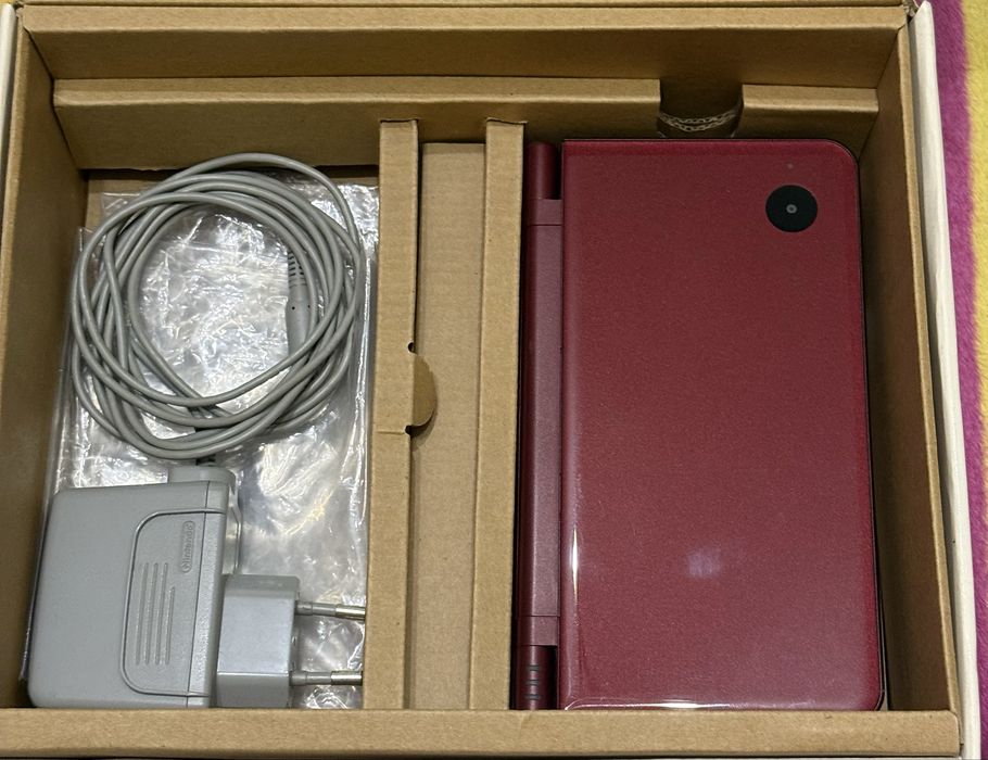 Игровая консоль NINTENDO DSI XL